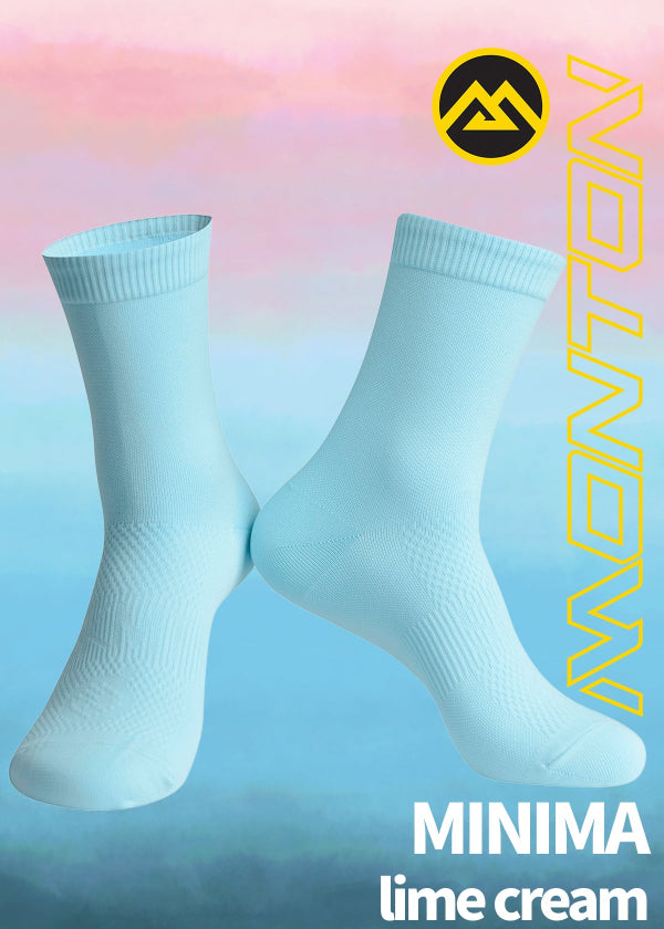 Monton Minima Cycle Socks in lime cream, vibrant and breathable with a stay-put fit for women.