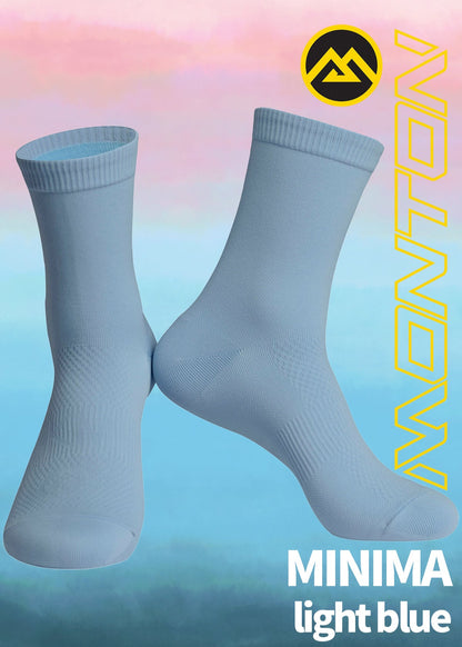 Monton Minima Cycle Socks in light blue, featuring a snug, supportive arch and soft feel.